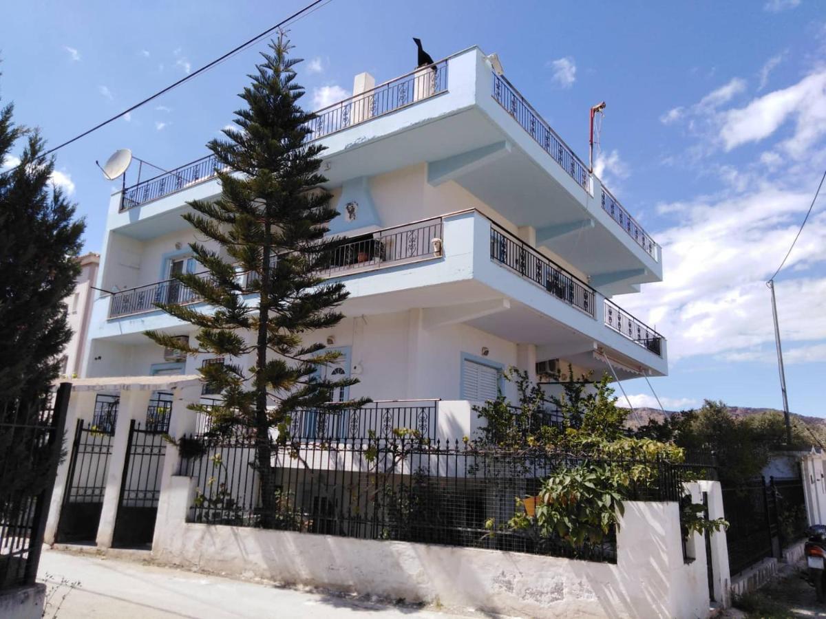 Alexadra'S House Κάτω Αλμυρή Apartment ภายนอก รูปภาพ